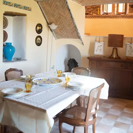 Casa Tipica Vista Mozzafiato Posada (Sardinia)