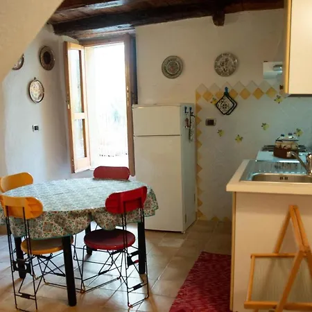 Apartamento Casa Tipica Vista Mozzafiato Posada (Sardinia)