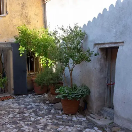 Casa Tipica Vista Mozzafiato * Posada (Sardinia)