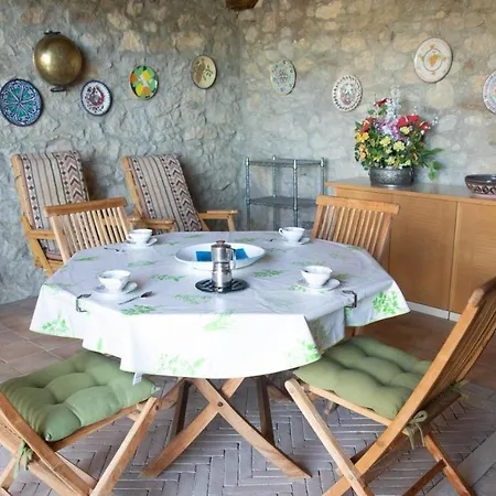 Apartamento Casa Tipica Vista Mozzafiato Posada (Sardinia)